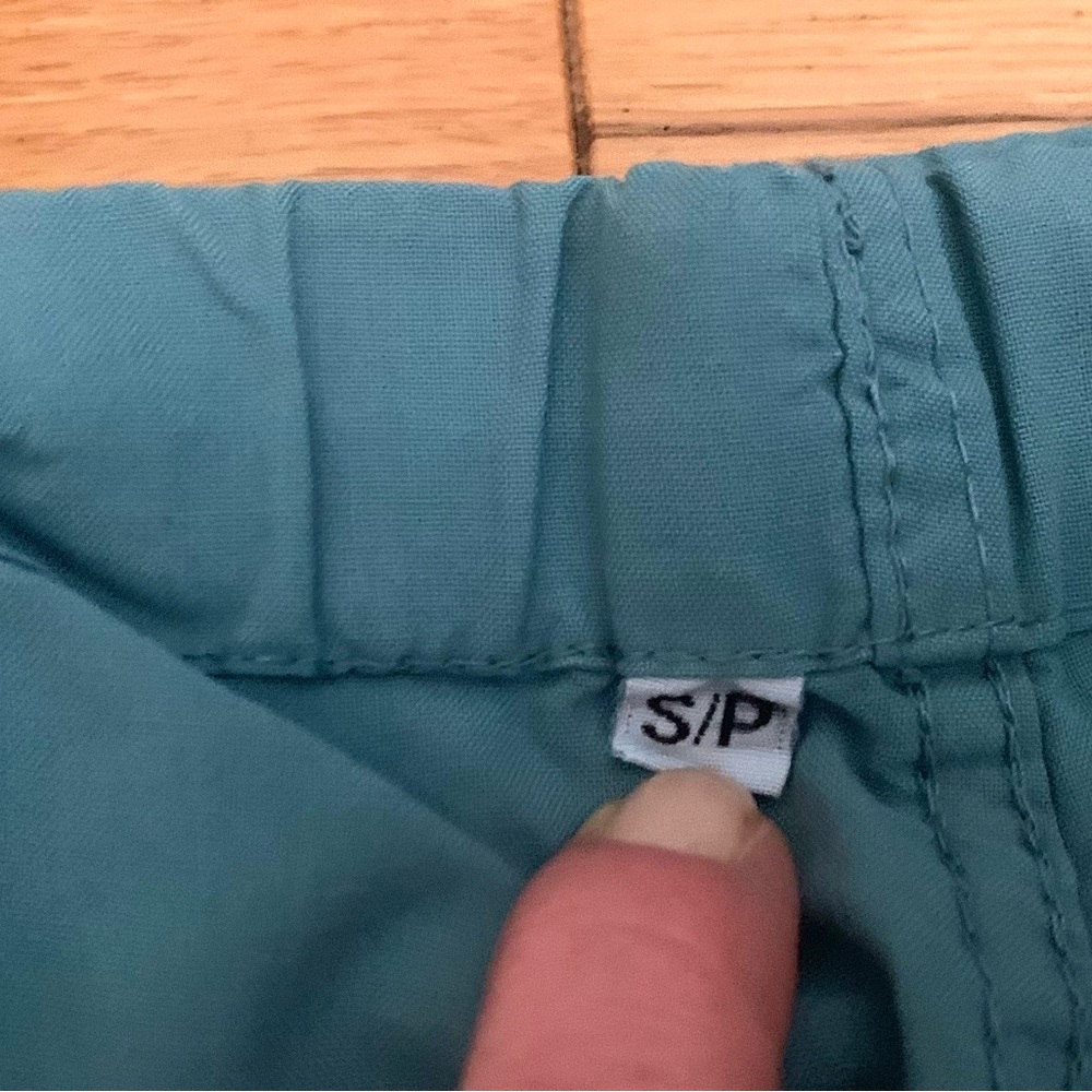 Operating Room Scrubs - Picture 9 of 9